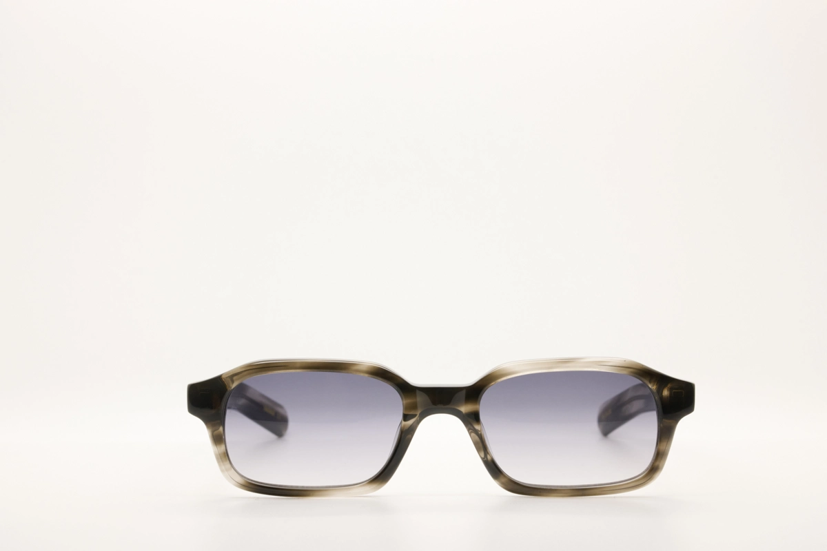 HANKY Grey Havana/Smoke Gradient Lens